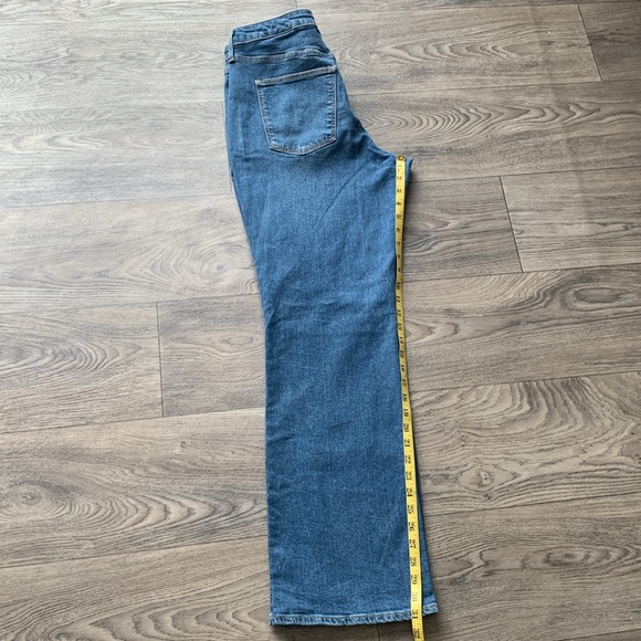 NWOT Universal Thread High Rise Slim Boot Cut Jeans. - Picture 6 of 10